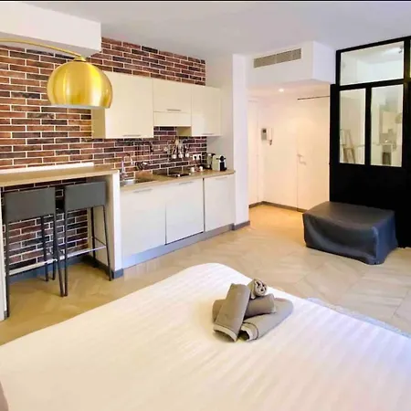 Apartment Beautiful Fully Renovated Centrally Located Monte Carlo